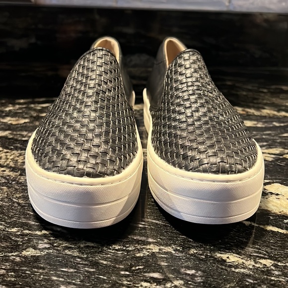 NWOB J/Slides Leather Slip On Sneaker - Picture 5 of 17